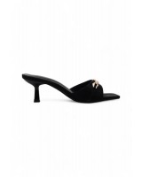 38058 Women Buckle Strap Low Heels Sandals In Black